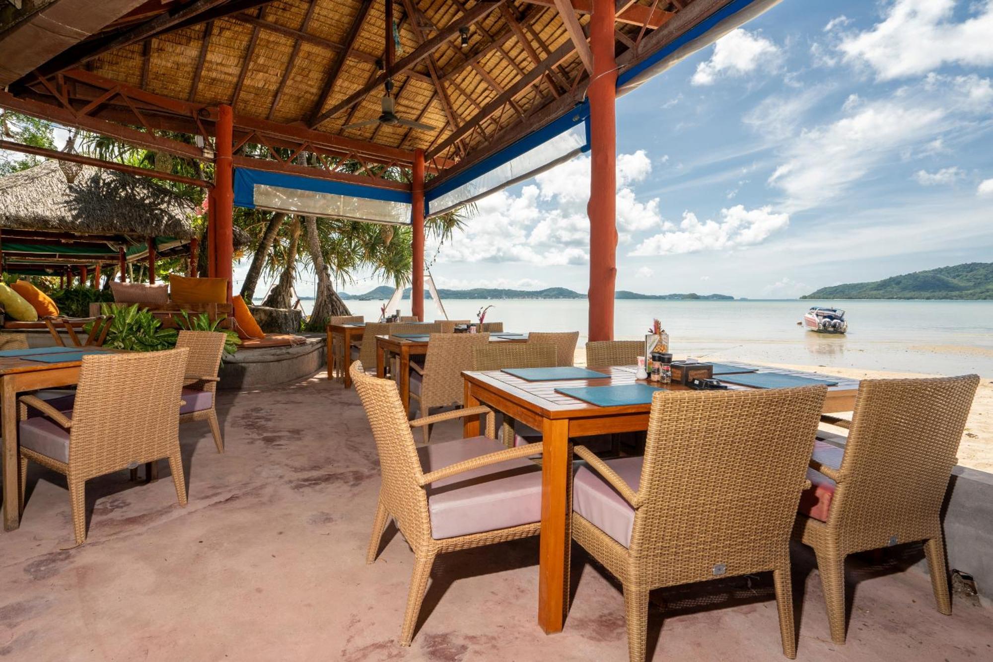 Friendship Beach Resort & Atmanjai Wellness Centre Rawai Extérieur photo