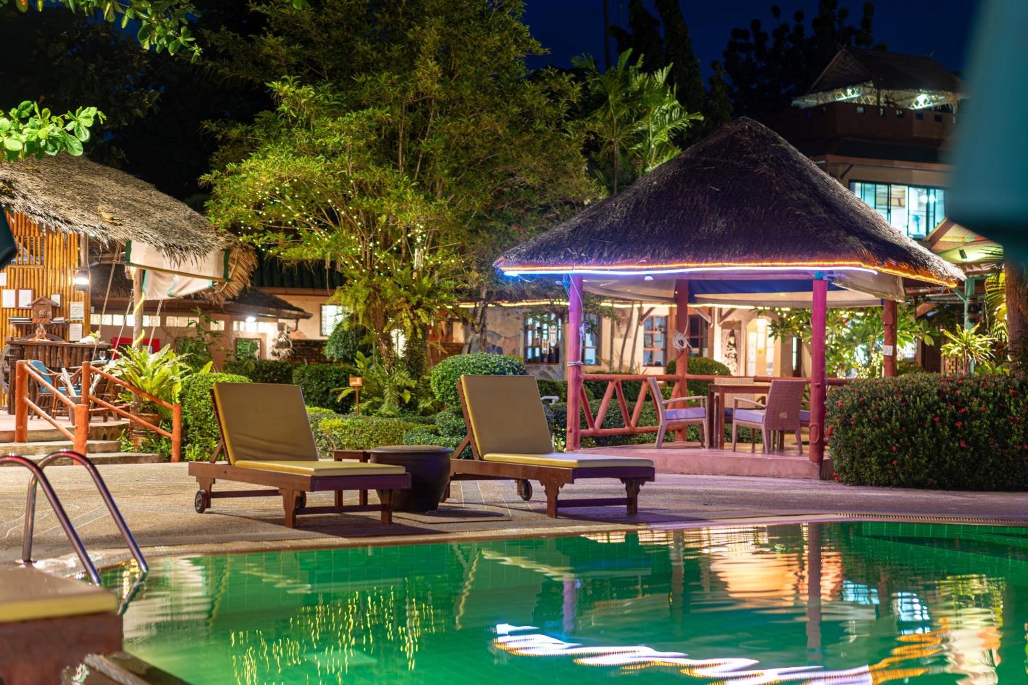 Friendship Beach Resort & Atmanjai Wellness Centre Rawai Extérieur photo