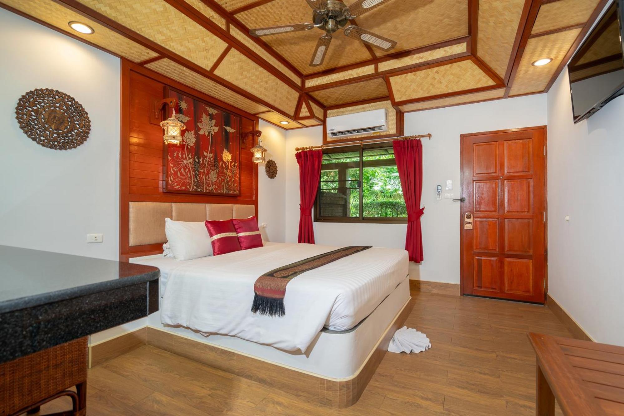 Friendship Beach Resort & Atmanjai Wellness Centre Rawai Extérieur photo
