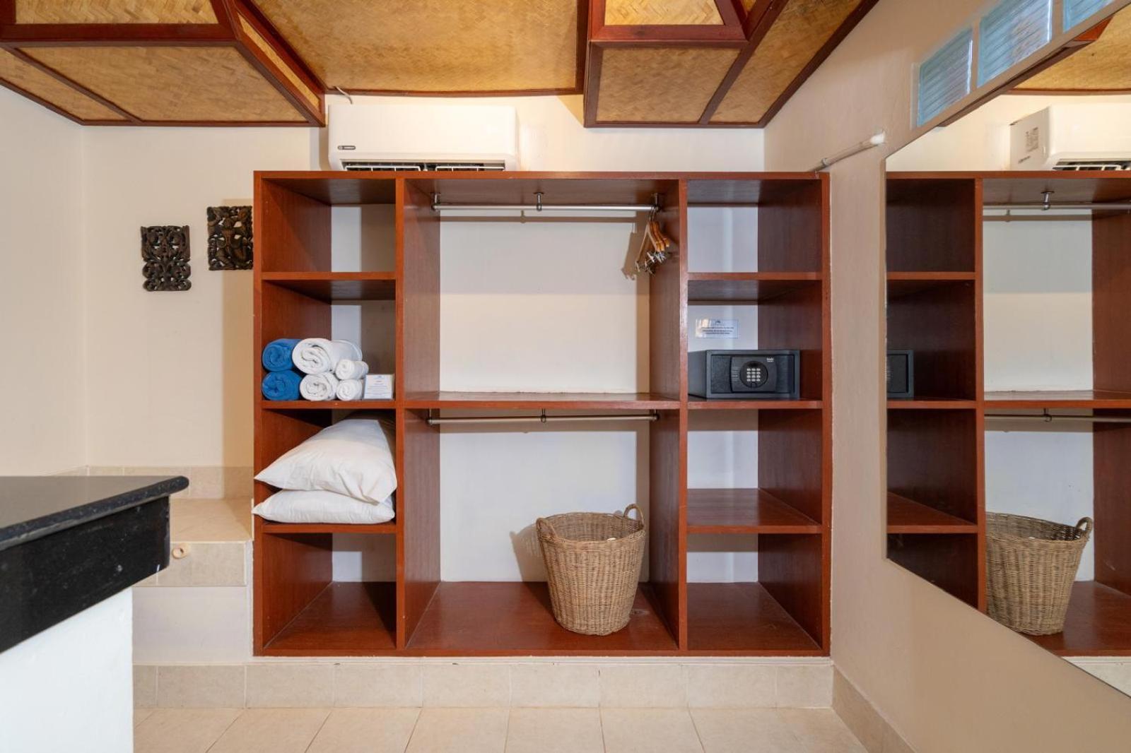 Friendship Beach Resort & Atmanjai Wellness Centre Rawai Chambre photo