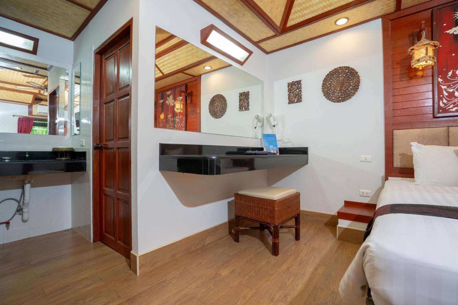 Friendship Beach Resort & Atmanjai Wellness Centre Rawai Chambre photo